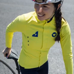 Black Sheep Cycling LTD Queens Elements Womens Micro Jacket 19 Black Sheep Cycling LTD Queens Elements Womens Micro Jacket -Black Sheep Sport Black Sheep Cycling LTD Queens Elements Womens Micro Jacket France 3