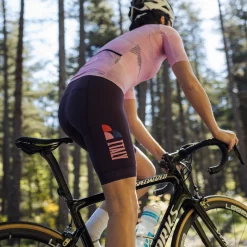 Black Sheep Cycling LTD Queens Team Womens Bib Short 21 Black Sheep Cycling LTD Queens Team Womens Bib Short -Black Sheep Sport Black Sheep Cycling LTD Queens Team Womens Bib Short Italy 3